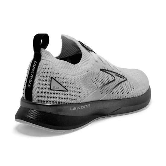 Women's Levitate Stealthfit 5 White/Grey/Black